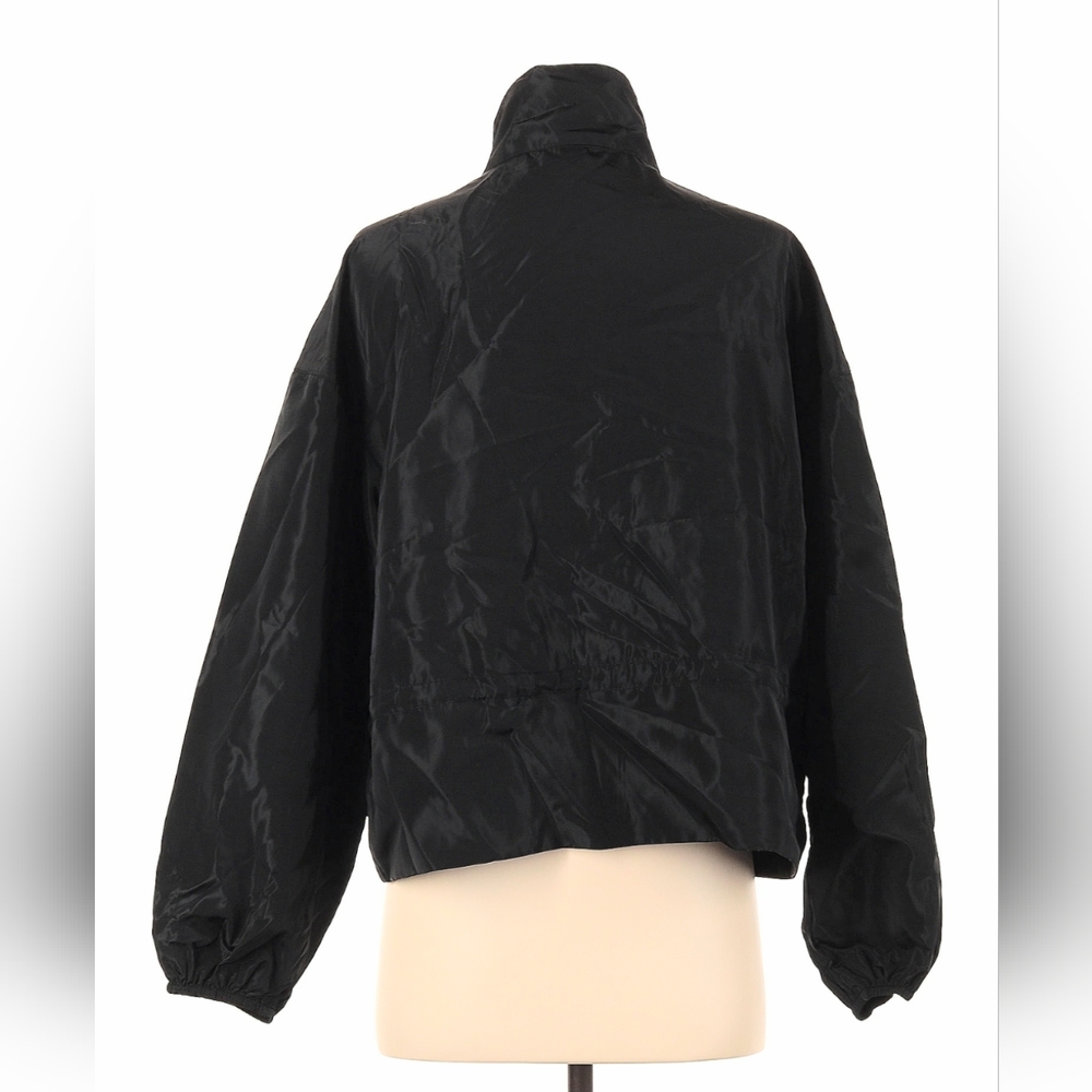 Shein windbreaker - Picture 2 of 4